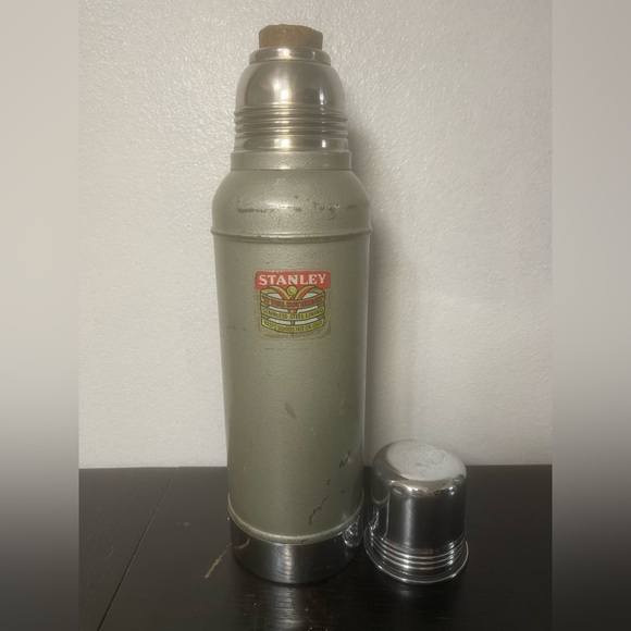 Vintage Stanley USA Super Vac Thermos w/ Cork Stopper, Rustic Patina - Picture 5 of 8